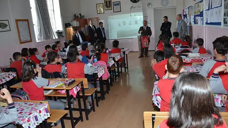 MİNİKLER BİLGİLENDİRİLDİ