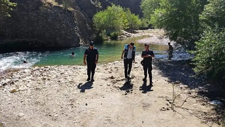 'Ekosisteme zarar veren malzemeler toplandı'
