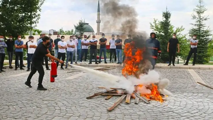 'Elazığ Belediyesinden güvenlik personeline yangın eğitimi'