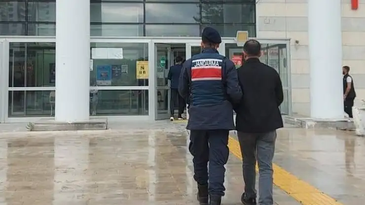 'Elazığ´da 10 yıl hapis cezası bulunan zanlı yakalandı'