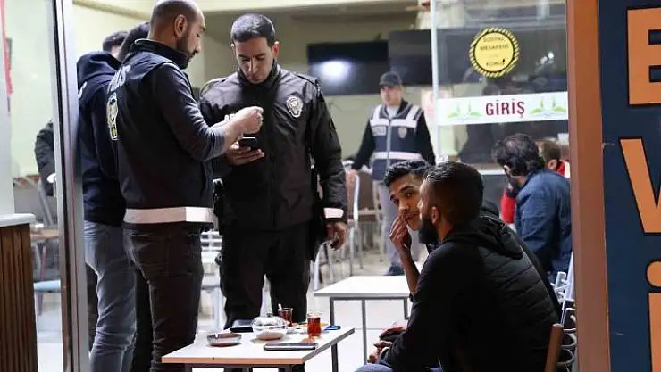 'Elazığ´da 313 polisin katılımıyla asayiş uygulaması'