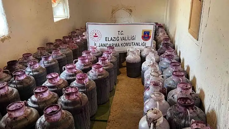 'Elazığ´da 8 ton kaçak şarap ele geçirildi'