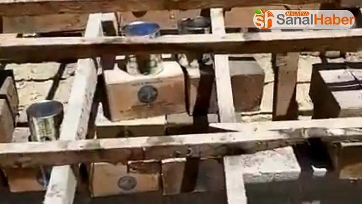 Elazığ'da, ABD'nin 50 yıl önce gönderdiği yağlar, bir okulun çatı katından çıktı