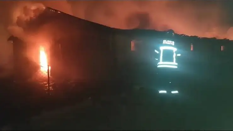 'Elazığ´da ahır yangını'