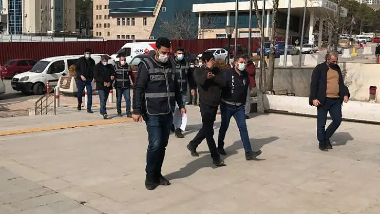 'Elazığ´da aranan 3 şüpheli yakalanıp tutuklandı'