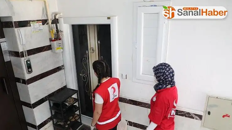 Elazığ'da bağışlanan 100 ton un ekmek oldu, Vefa ekibi evlere ulaştırdı