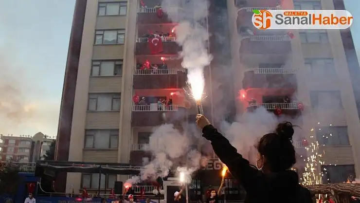 Elazığ'da coşkulu bayram kutlaması