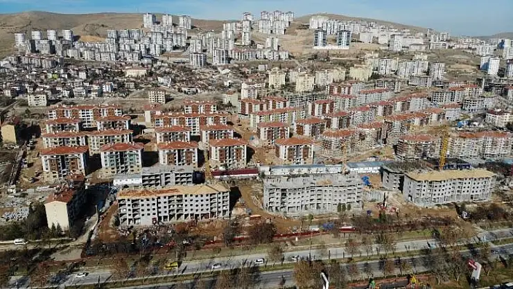 'Elazığ´da deprem sonrası yapılan konutlar 100 bin kişiye sıcak yuva olacak'