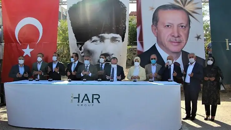 'Elazığ´da depremden sonra 7´nci okulun temeli atıldı'