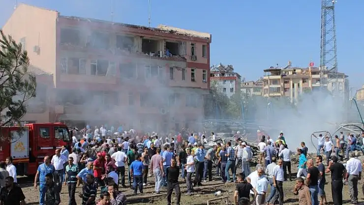 'Elazığ´da Emniyet Müdürlüğü patlamasında karar: 6 sanığa ağırlaştırılmış müebbet hapis cezası'