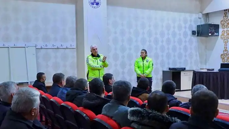 'Elazığ´da halk otobüsü şoförlerine trafik eğitimi verildi'