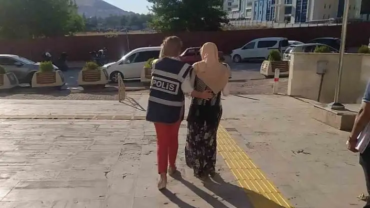 'Elazığ´da hırsızlık suçundan kesinleşmiş 17 yıl hapis cezası bulunan şahıs yakalandı'