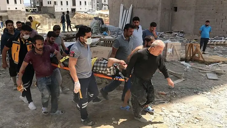 'Elazığ´da inşaatın iskelesinden düşen işçi yaralandı'