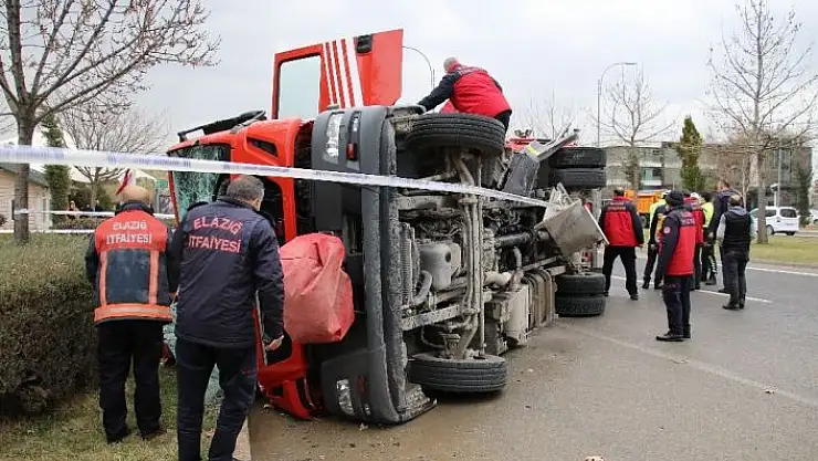 'Elazığ´da itfaiye aracı ile otomobil çarpıştı: 7 yaralı'
