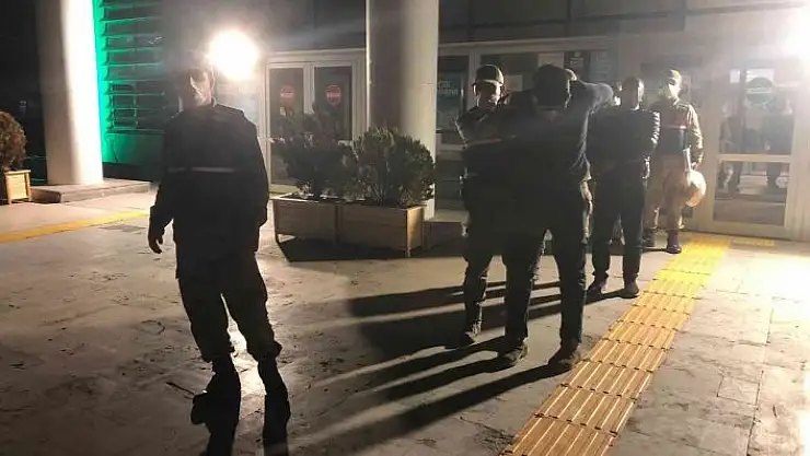 'Elazığ´da kablo çalan hırsızlar tutuklandı'