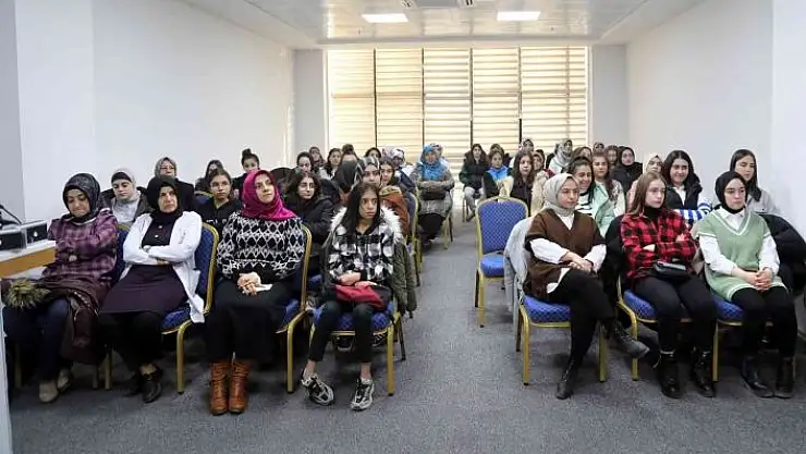 'Elazığ´da ´Kariyer Günleri´ başladı'