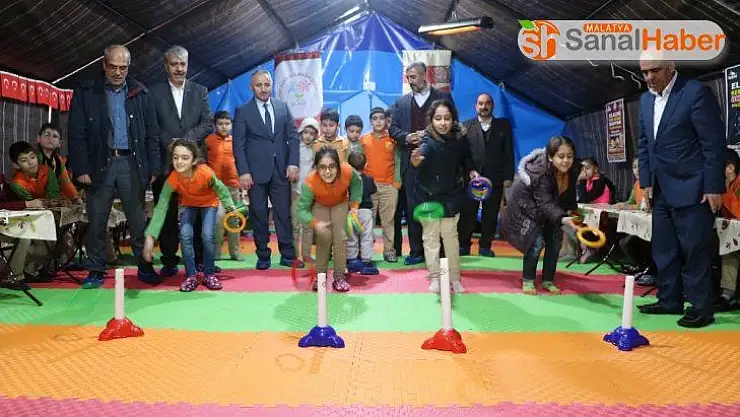 Elazığ'da öğrencilerin sosyal anlamda desteklenmesi için etkinlik çadırı