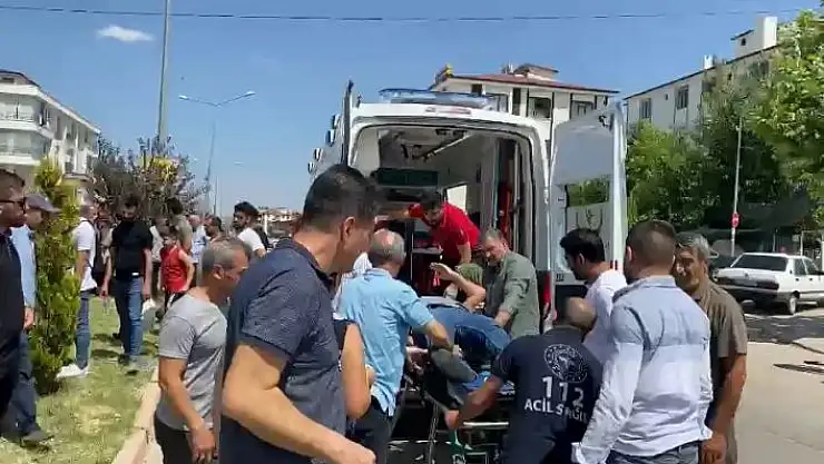 'Elazığ´da otomobil ile motosiklet çarpıştı: 1 ağır yaralı'
