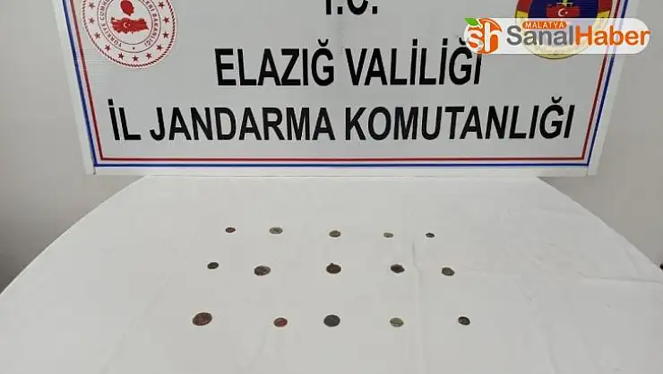 Elazığ'da Roma dönemine ait 20 sikke ele geçirildi