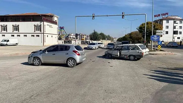 'Elazığ´da trafik kazası: 2 yaralı'
