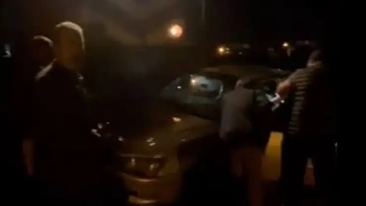 'Elazığ´da tren, hemzenin geçitte otomobille çarpıştı: 2 yaralı'