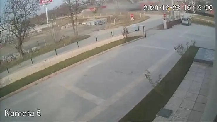 'Elazığ´da trenin tıra çarptığı kaza kamerada'