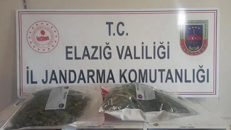 'Elazığ´da yolcunun üzerinden 2 kilogram kubar esrar çıktı'