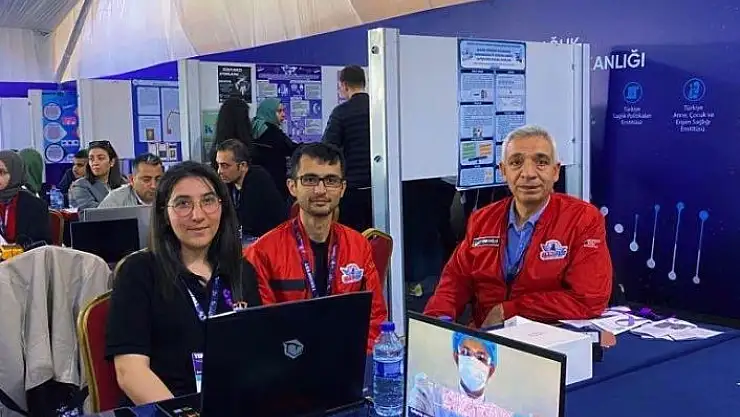 'Elazığ Gençlik Merkezi AkılUS-Dil takımı TEKNOFEST´te finale yükseldi'