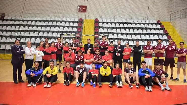 'Elazığ Gençlikspor hem kadınlarda hem erkeklerde Play-Off yolcusu'
