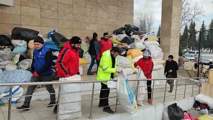 'Elazığ GSB, yaraları sarmaya çalışıyor'