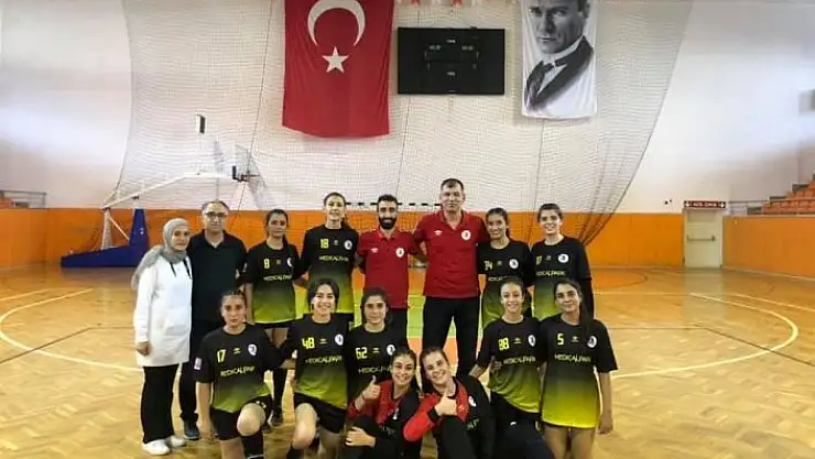 'Elazığ Sosyal Yardımlaşma, Hentbol Süper Ligi´ne davet edildi'