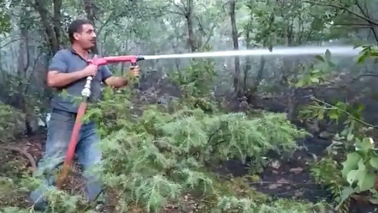 'Elazığ Valiliği: ''Yangın, ekiplerimizin yoğun çalışmaları sonucu kontrol altına alınmıştır'''