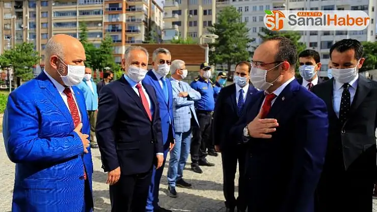 Elazığ Valisi Yırık, 'Dokunulmadık gönül bırakmayacağız' diyerek göreve başladı