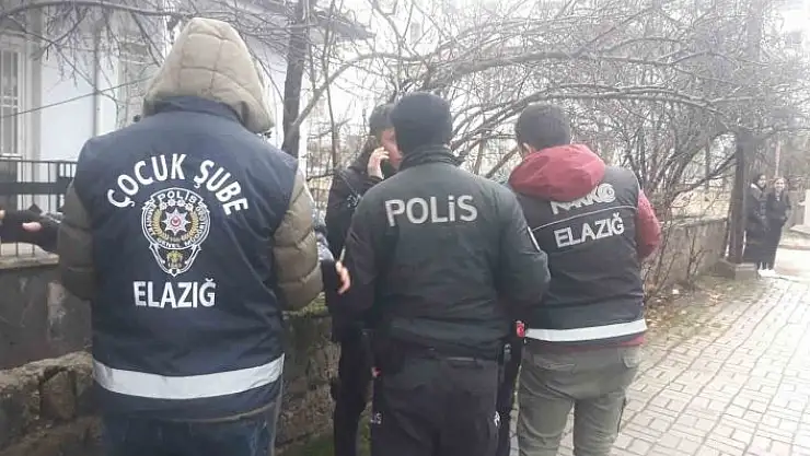 'Elazığda polis ekipleri okul önlerinde kuş uçurtmuyor'