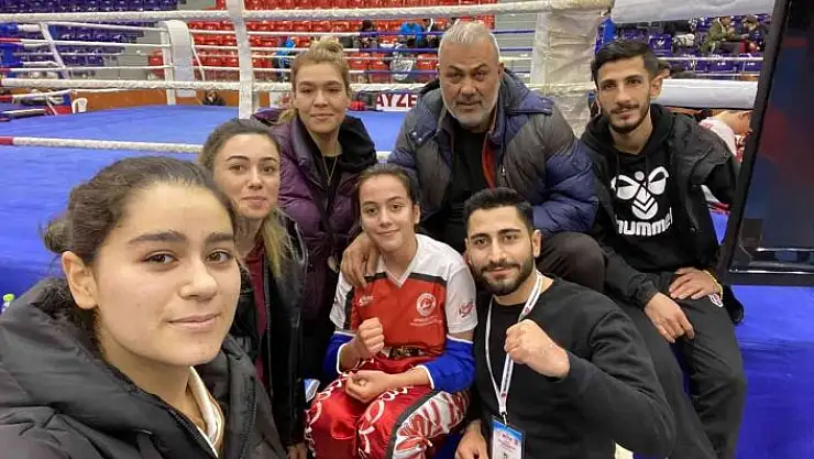 'Elazığlı kick boksçular Ordu´da 10 madalya aldı'