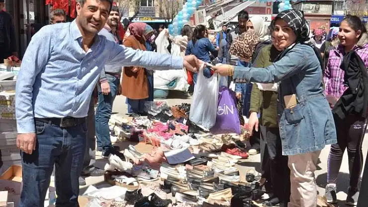 'Elbistan´da `Alışveriş Bayramı´ coşkusu'