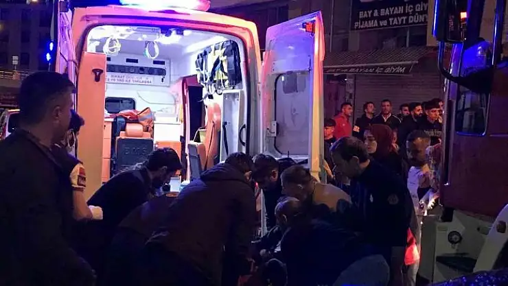 'Elini kıyma makinesine kaptırdı,  bir saatlik çalışma sonucunda kurtarıldı'