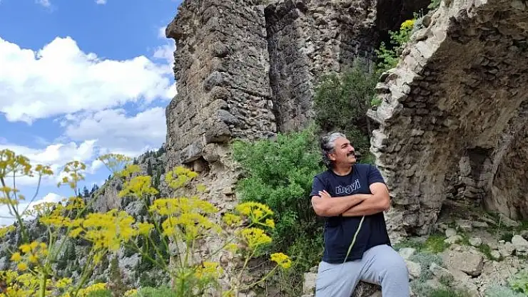 'Endemik bitkileri, yaylaları ve tarihi kaleleriyle Andırın'