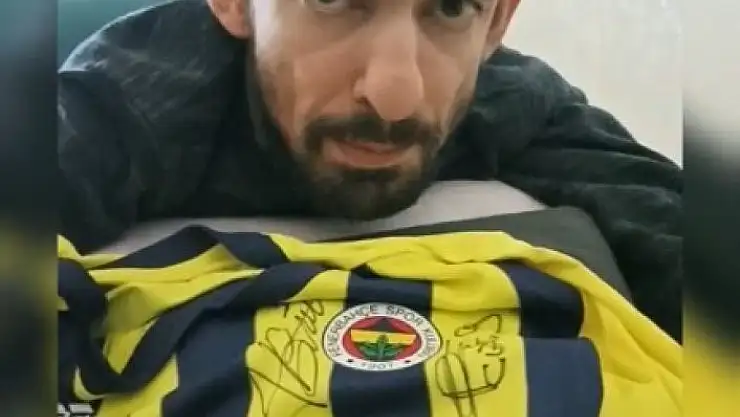 'Engelli taraftardan duygulandıran hareket: İmzalı formasını depremzedeler için satışa çıkardı'