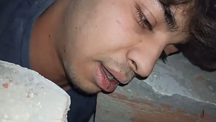 'Enkazın altında ´Son videom´ diye çekti, enkazdan sağ çıktı'