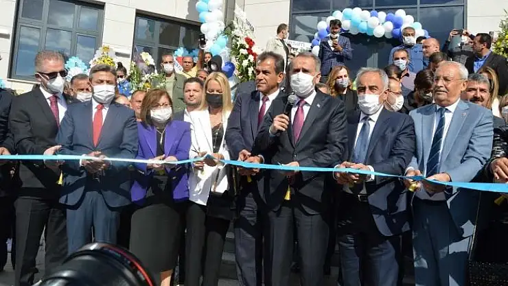 'Erdemoğlu Ailesinin yaptığı eserlerin toplu açılışı gerçekleştirildi'