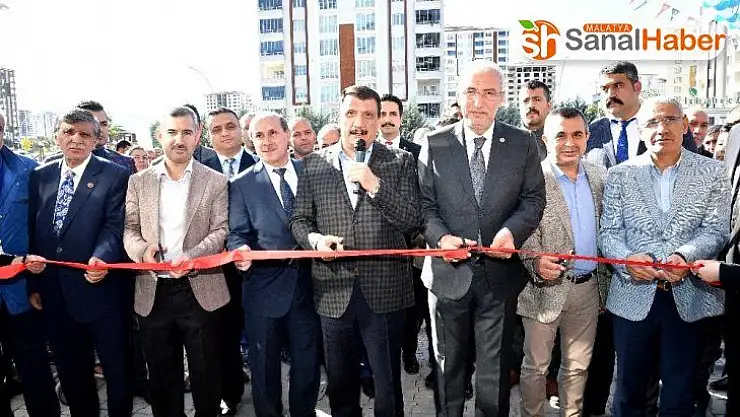 Esenlik 40. Şubesi Bostanbaşı'nda açıldı