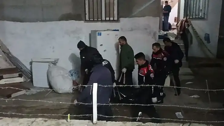 'Eşinin eski kocasını vurarak öldürdü'