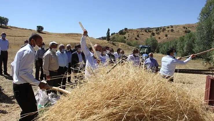 'Eski usul patos attılar'