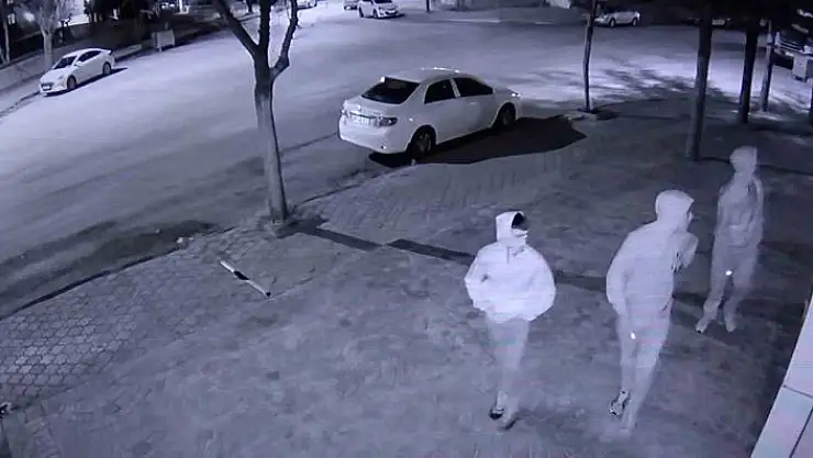 'Esnafın harçlık bıraktığı hırsızlar yakalandı'