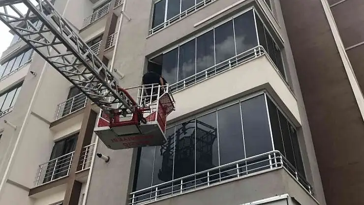 'Evden gelen kötü kokular ekipleri harekete geçirdi, gerçek bambaşka çıktı'
