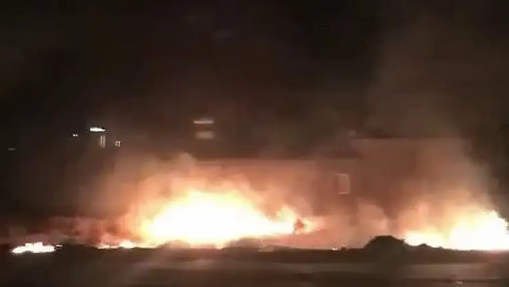 'Evlere yakın bölgede çıkan anız yangını korkuttu'