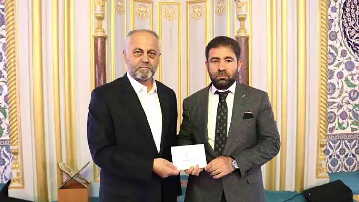 'Ezanı en güzel okumak için yarıştılar'