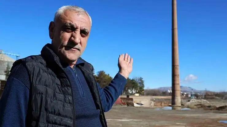 'Fabrikası olmayan 40 metrelik baca, 6 büyük depreme rağmen 72 yıldır ayakta duruyor'