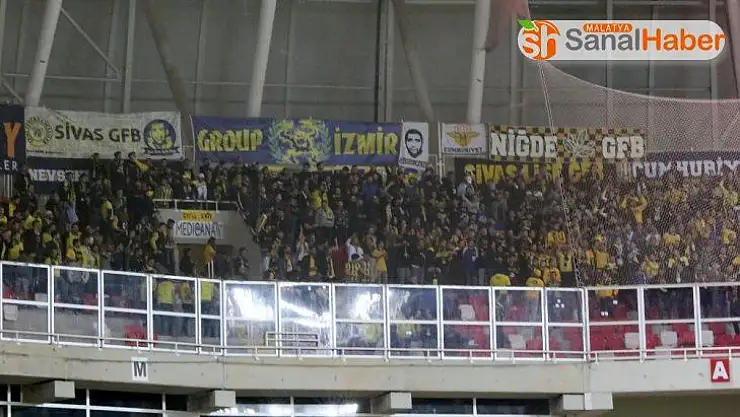 Fenerbahçeliler biletleri anında tüketti